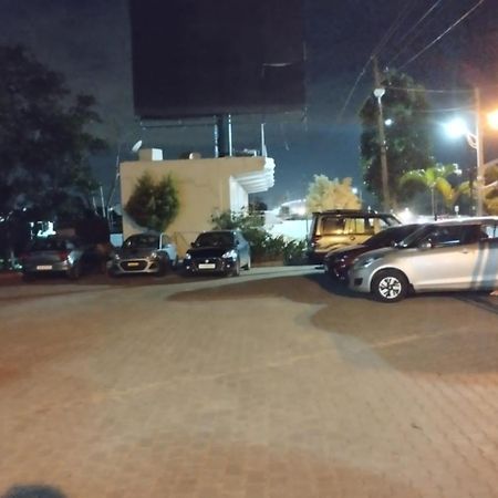 Square Inn Devanahalli Buitenkant foto